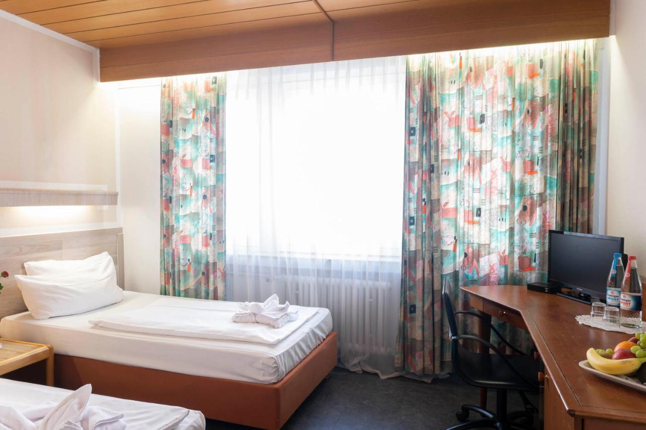 Hotel Astoria Stuttgart City Екстер'єр фото